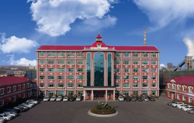 奋进的尊龙中国官方网站