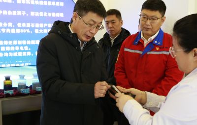 市委副书记、市长张涛一行莅临尊龙中国官方网站调研